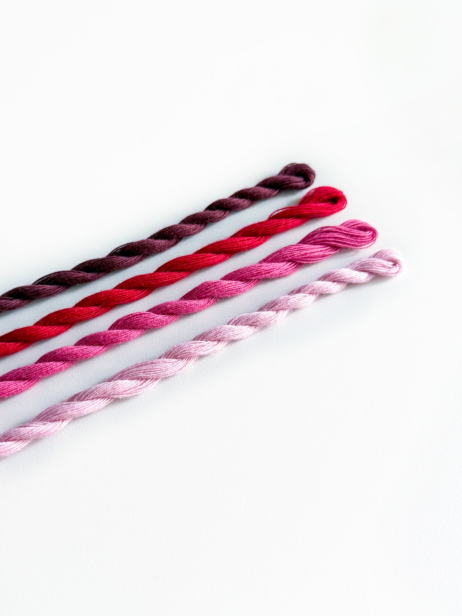 Bomuldsbroderigarn | Røde farver