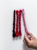 Uldbroderigarn | Røde farver